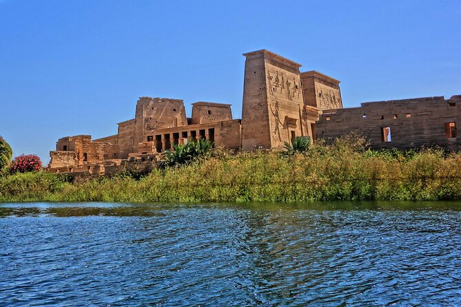 Private 04 Days Days Nile Cruise from Aswan to Luxor - A 4-day Aswan to Luxor Nile cruise, with real time on the water