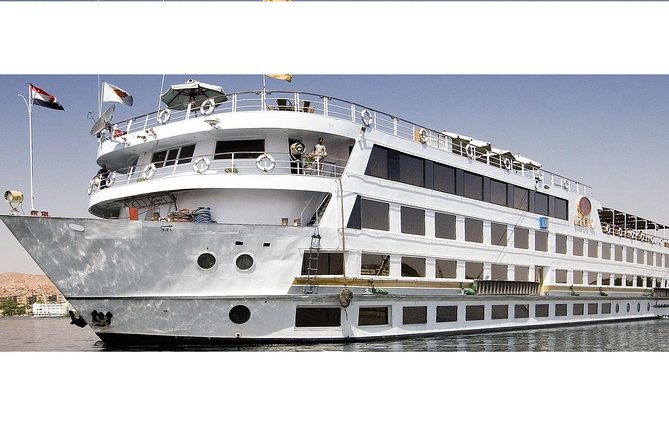 Private 04 Days Days Nile Cruise from Aswan to Luxor - Day 2: Kom Ombo, then Edfu’s Horus Temple with chariot riding