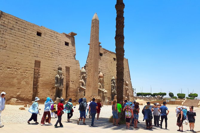 Private 2 Days The Best of Luxor - Luxor Temple and the Ramses granite statues