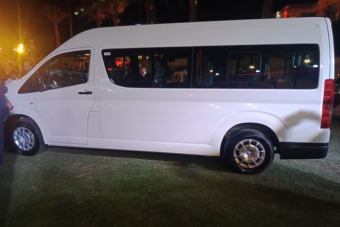 Private airport transfer & hotel transfer in Cairo or Giza. - The meet-and-greet: where it starts and how it should work
