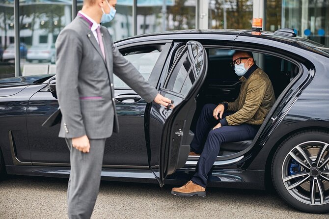 Private Airport Transfer in Cairo - Late Flights and Missed Pickups: The One Thing to Be Ready For