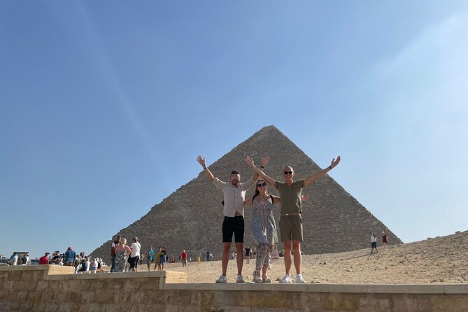 Private Day to cairo - all fees included - new museum & pyramid - Nile cruise and the Golden Perfume Palace question