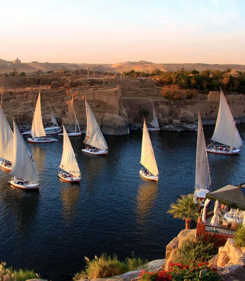 Private Felucca Ride on the Nile River - How guides shape the experience, from humor to history to photos