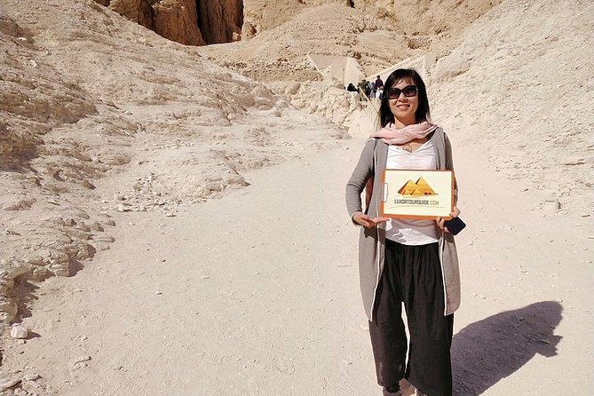 Private Full-Day Luxor Tour to East and West Banks - Hatshepsut at Deir el-Bahari: Courtyards, Hieroglyphs, and Time to Wander