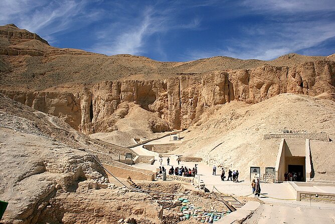 Private Full Day Tour of Luxor west Bank Tombs and temples - Deir el-Medina: Valley of the Artisans and how tombs were actually made