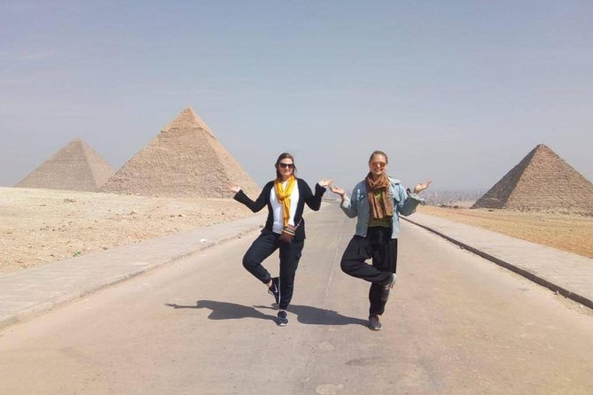 Private Full-Day Tour Visiting Giza Pyramids, Egyptian Museum and Old Market - Egyptian Museum in Cairo: When the Stones Become Artifacts