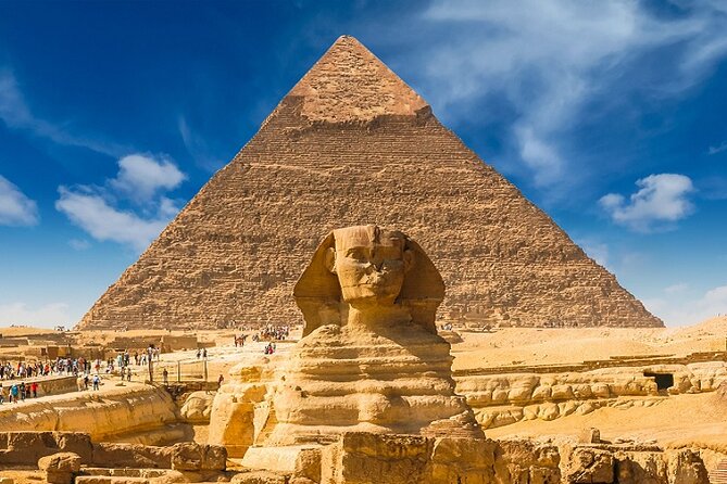Private Giza Pyramids & Sphinx Day Tour with Lunch from Cairo - Stop 3, Menkaure pyramid: statues, temples, and added layers