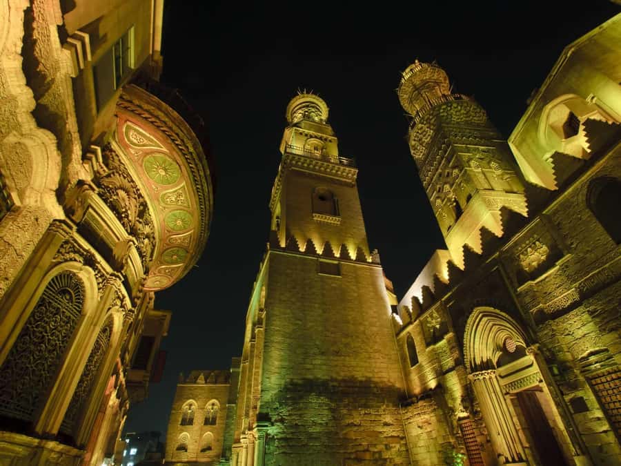 Private Half Day Tour To Islamic Cairo - Al-Azhar Mosque, the learning center side of Islamic Cairo
