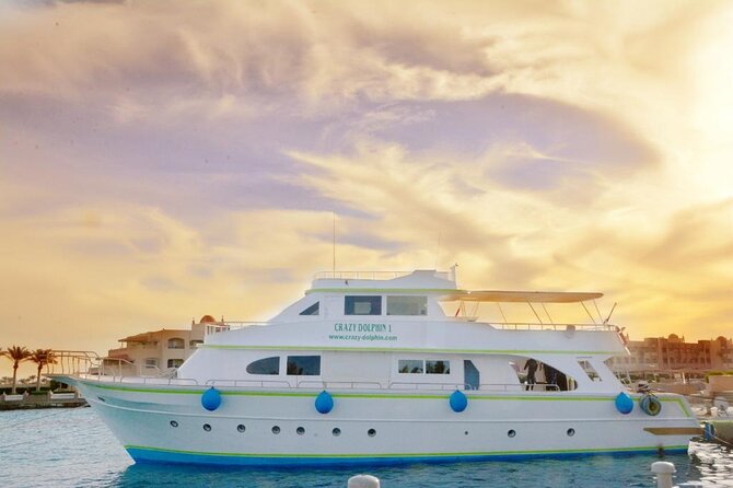 Private sea trip Hurghada - Snorkeling, fishing, and scuba time, without the gear stress