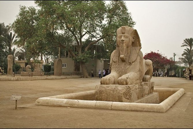 Private Tour: Pyramids of Giza Memphis Saqqara with Lunch - Egyptologist Guide: How the Right Explanations Make the Sites Click