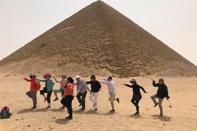Private Tour To Giza Pyramids, Memphis City, Dahshur And Sakkara Pyramids - Stop 1: Giza Pyramids and Great Sphinx, the main event