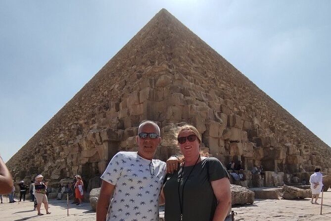 Private Tour To The Great Pyramids and Sphinx with lunch - Lunch Included: Western and Eastern Buffet in Cairo