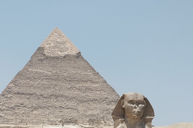 Private Tour To The Great Pyramids and Sphinx with lunch - Stop 1 on the Giza Plateau: Cheops, Chephren, and Menkaure