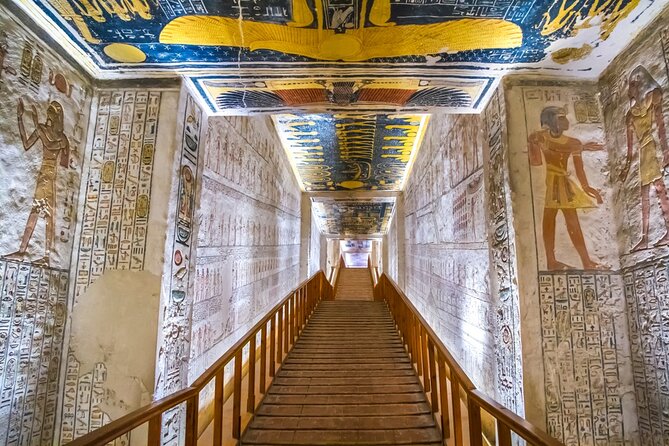 Private tour Valley of the Kings and King Tutankhamun Tomb - Valley of the Kings: starting in the Necropolis, not at the ticket line