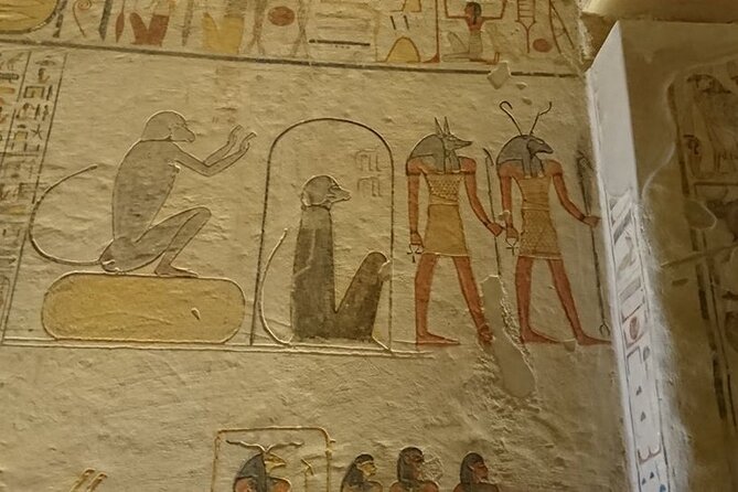 Private tour Valley of the Kings and King Tutankhamun Tomb - Tutankhamun’s tomb and KV62: what makes this visit different