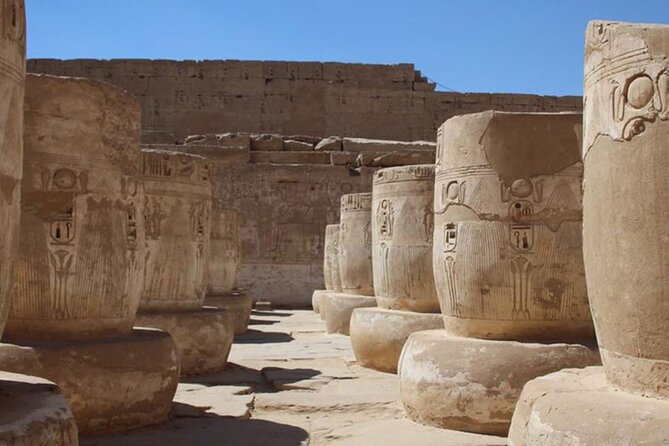 Private tour West Bank Luxor, Valley of the Kings, temples, lunch - Colossi of Memnon: the quick win with big presence