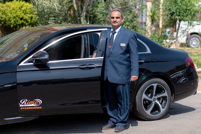 Private VAN Airport Transfer: Cairo Airport Transfer to anywhere in Cairo - Price And Value: Is $23 Per Group A Good Deal?