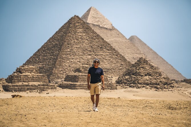 Professional Photo Shoot & Authentic Cairo Walking Tour - Pyramids of Giza: what to expect at each photo moment