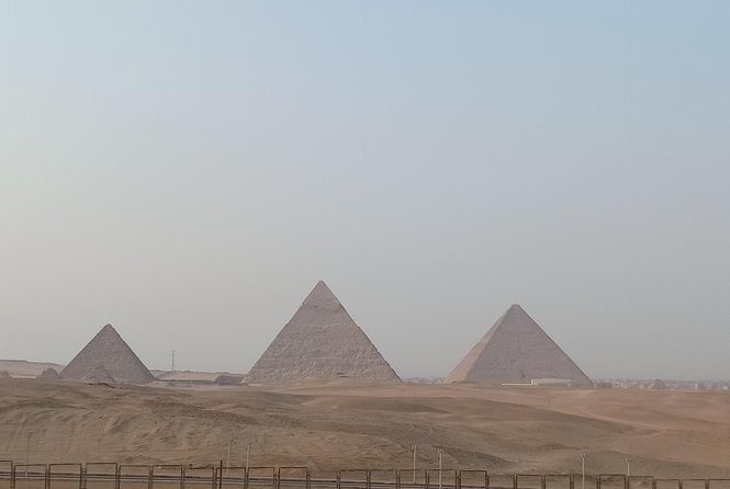 Pyramids camel ride - What you do at the pyramids, from explanation to rest and fun