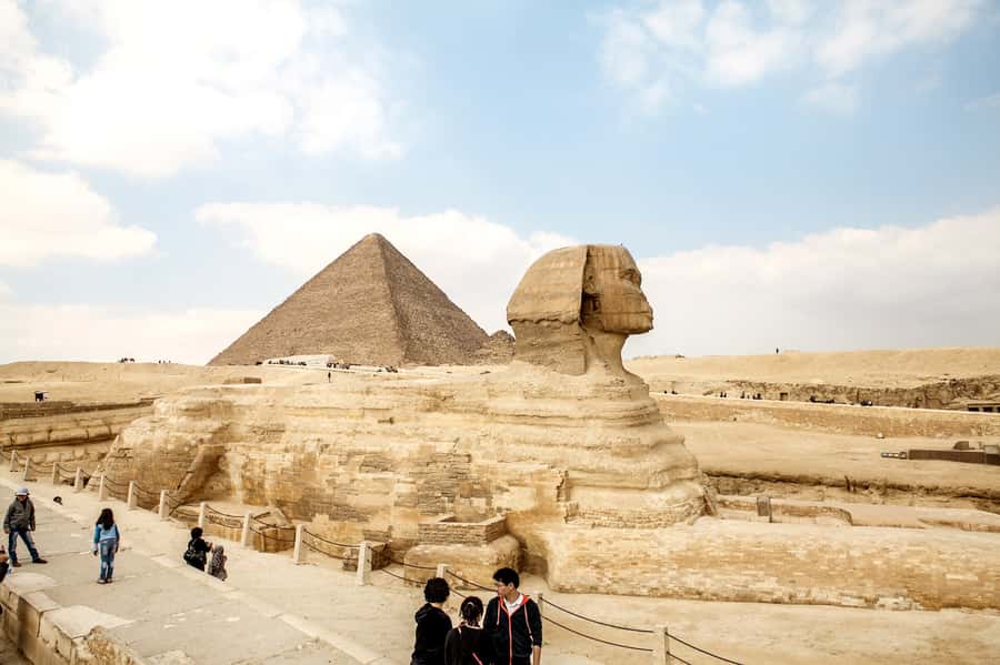 Pyramids of Giza and Great Sphinx: Private Half-Day Tour - Chephren and Mykerinos: smaller stops that still feel important