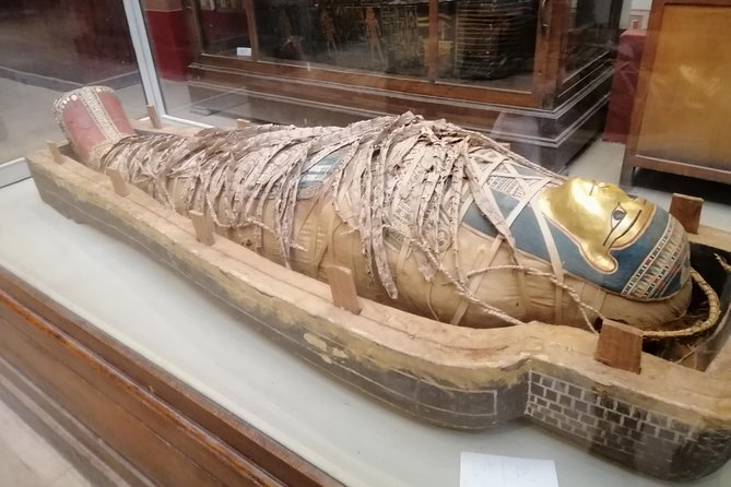 Pyramids of Giza, the Sphinx, the Egyptian Museum. - Key Things You’ll Notice Right Away