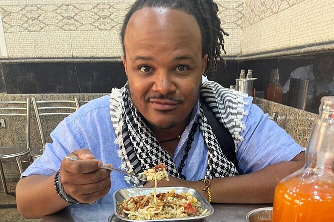 Real Cairo Food Tour Experience (Eat like a local) - Stop 1 in Downtown Cairo: street life first, then the food stories