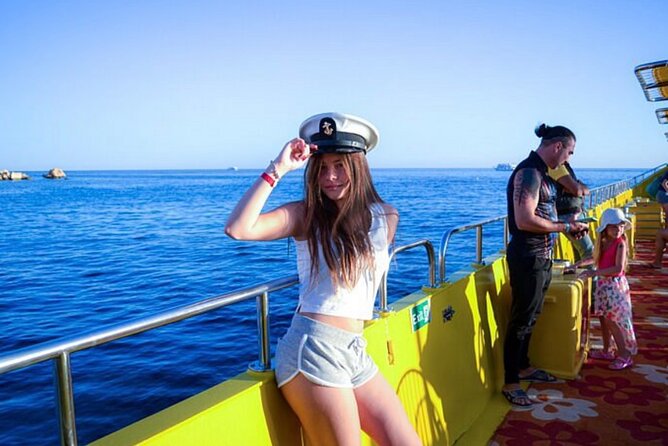 Safaga & Makadi Bay: Royal Seascope Submarine cruise with pickup - On the Water: The Yellow Vessel and the Underwater Gallery Experience