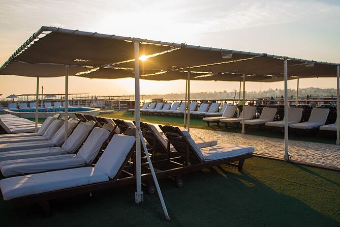 Sailing Nile Cruise from Aswan to Luxor for 2 Nights - Temple time with an Egyptologist: how the guide affects everything