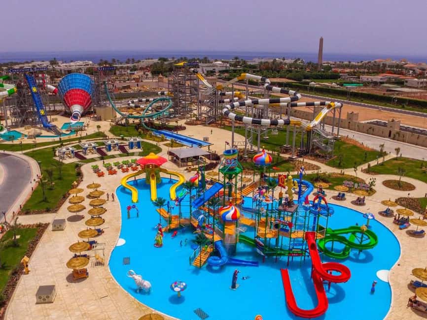 Sharm El-Sheikh: Albatros Aqua Park with Lunch & Transfers - Who should book this day at Albatros, and who should skip it