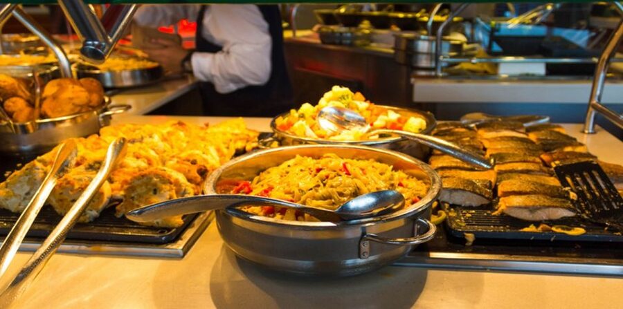 Sharm El Sheikh: Dinner Cruise W/ Optional Private Transfer - The Dinner: Buffet Style, Good When You Match the Expectations