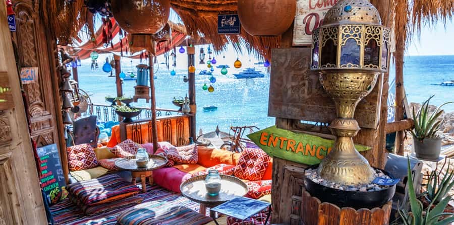 Sharm El-Sheikh: Farsha Mountain Lounge Private Trip - Music, atmosphere, and handling the evening crowds
