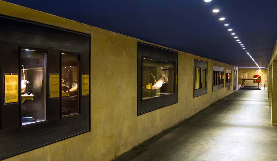 Sharm El Sheikh: King Tut Exhibition Audio Tour - The 2-hour audio route, from the gold mask to the golden coffin