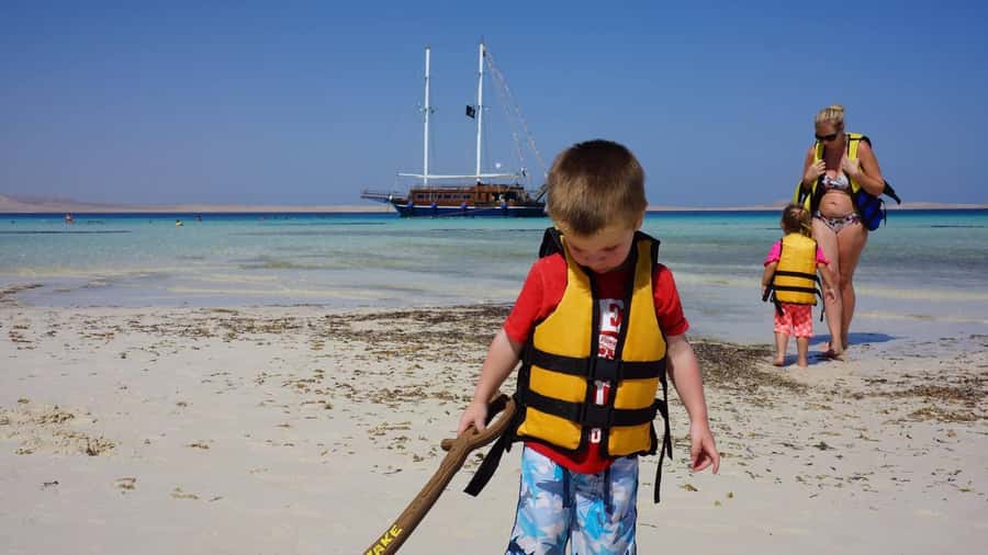 Sharm: Pirates Sailing Boat cruise with transfers & lunch - Second Snorkel Session: What 45 Minutes Means for Your Expectations