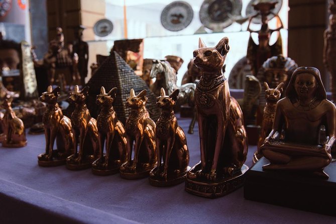 Tour to Giza Pyramids and The Egyptian Museum - Egyptian Museum highlights: Tutankhamun and the 5,000-year context