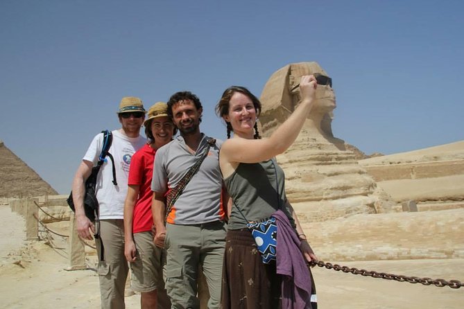 Unbeatable tour (Giza Pyramids,Sphinx,Sakkara,Memphis) - Khafre’s Pyramid, the quick stop that still teaches