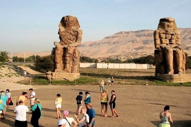 Valley of the Kings and Queens Guided Tour from Luxor with Lunch - Lunch in Luxor: included food value you can actually count